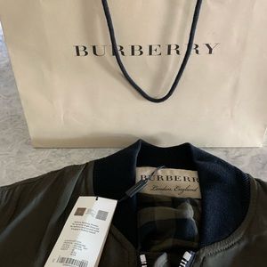 Burberry jacket size 46 US 💯Authentic